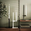 Museum Candle Holder STRING, ambientato in soggiorno