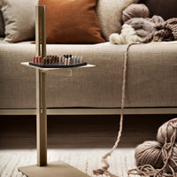 Museum Sidetable STRING beige, ambientato
