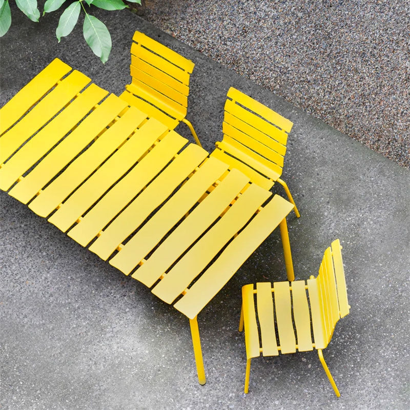 Aligned Dining Table