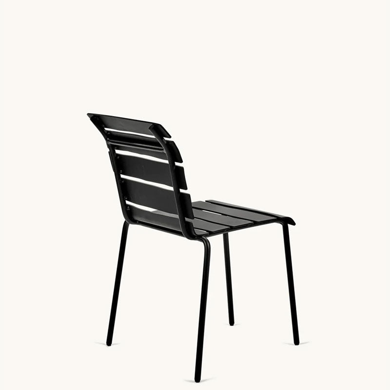 Aligned stacking chair